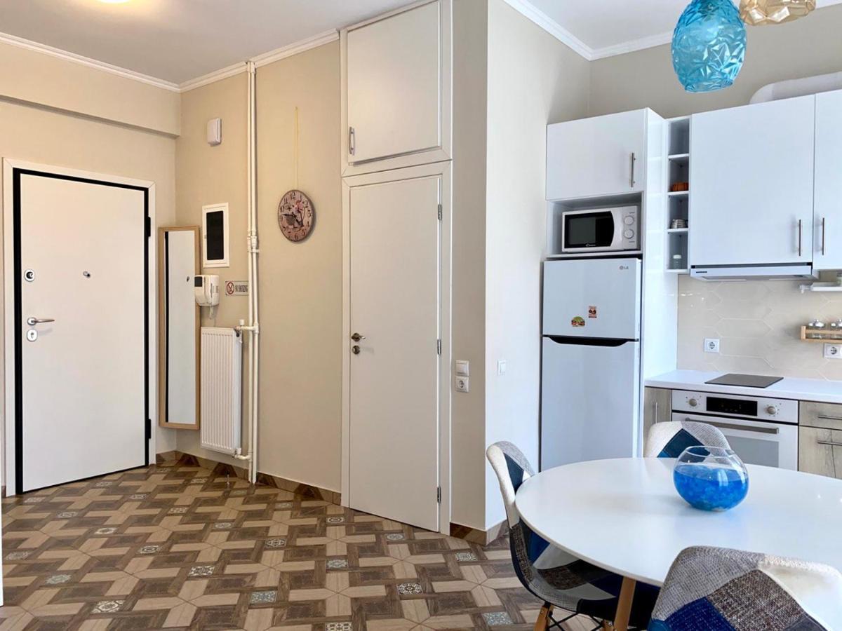 Dafni'S Home Is In 200M To Metro Ag Ioanis Atene Esterno foto