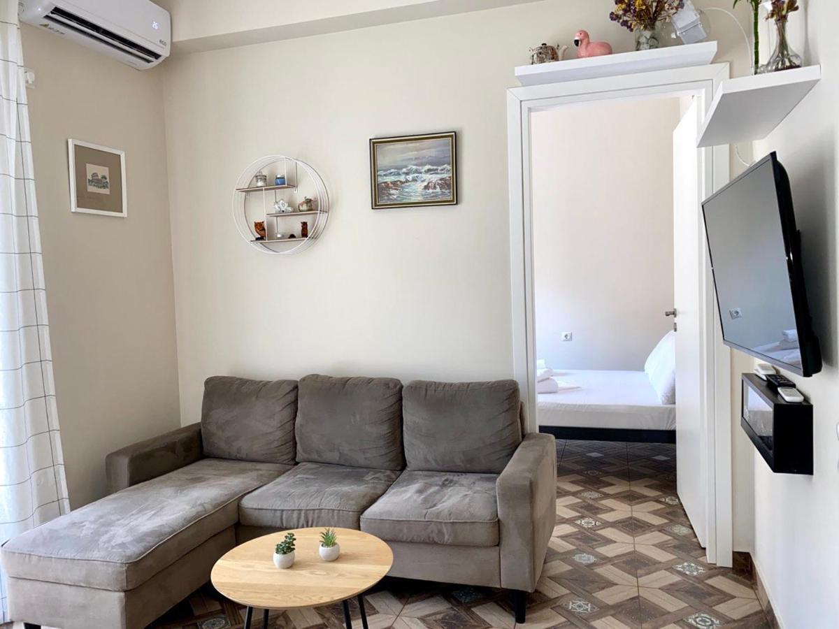Dafni'S Home Is In 200M To Metro Ag Ioanis Atene Esterno foto